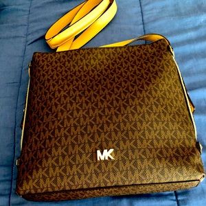 Michael Kors purse brand new